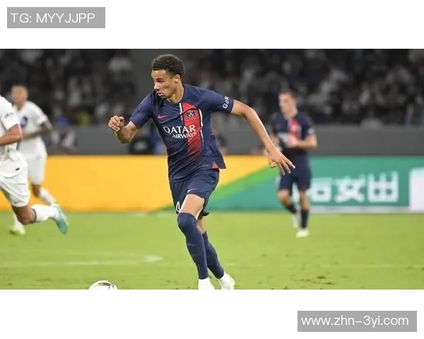 埃基蒂克身披法国队9号球衣有望首发出战引发热议 埃基蒂克身披法国队9号球衣有望首发出战引发热议