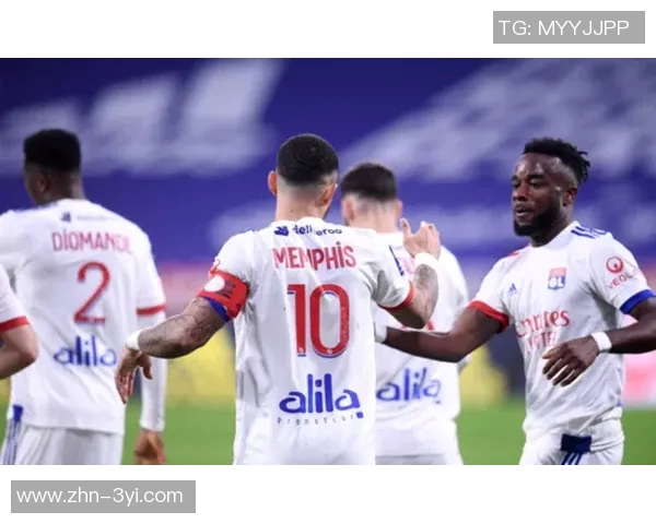 巴黎防线崩溃杜埃失误助攻莫雷拉轻松破门斯特拉斯堡逆转成功 巴黎防线崩溃杜埃失误助攻莫雷拉轻松破门斯特拉斯堡逆转成功