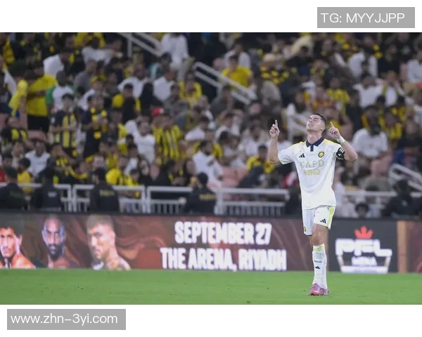 C罗个人净资产突破14亿美元成为全球足坛首位亿万富翁 C罗个人净资产突破14亿美元成为全球足坛首位亿万富翁