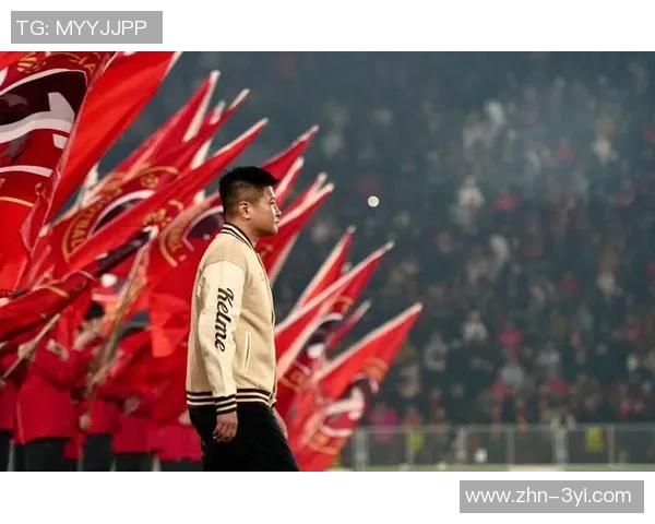 芬奇盛赞迪林厄姆表现出色快节奏打法助力队友轻松得分