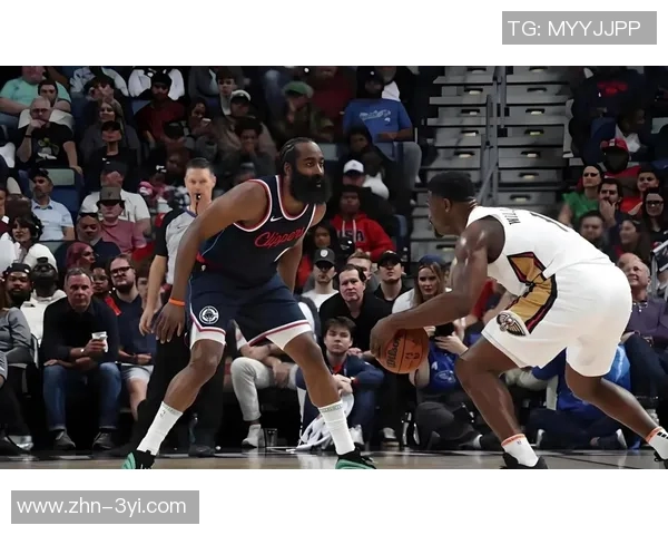 哈登三分首球遭格莱姆斯肘击裁判未作判罚引争议 哈登三分首球遭格莱姆斯肘击裁判未作判罚引争议