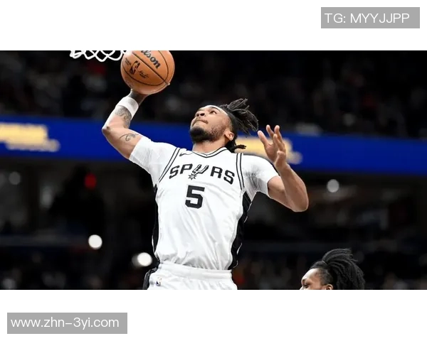 卡斯尔创队史新纪录单场至少30分10板5助命中率超65成为最年轻球员